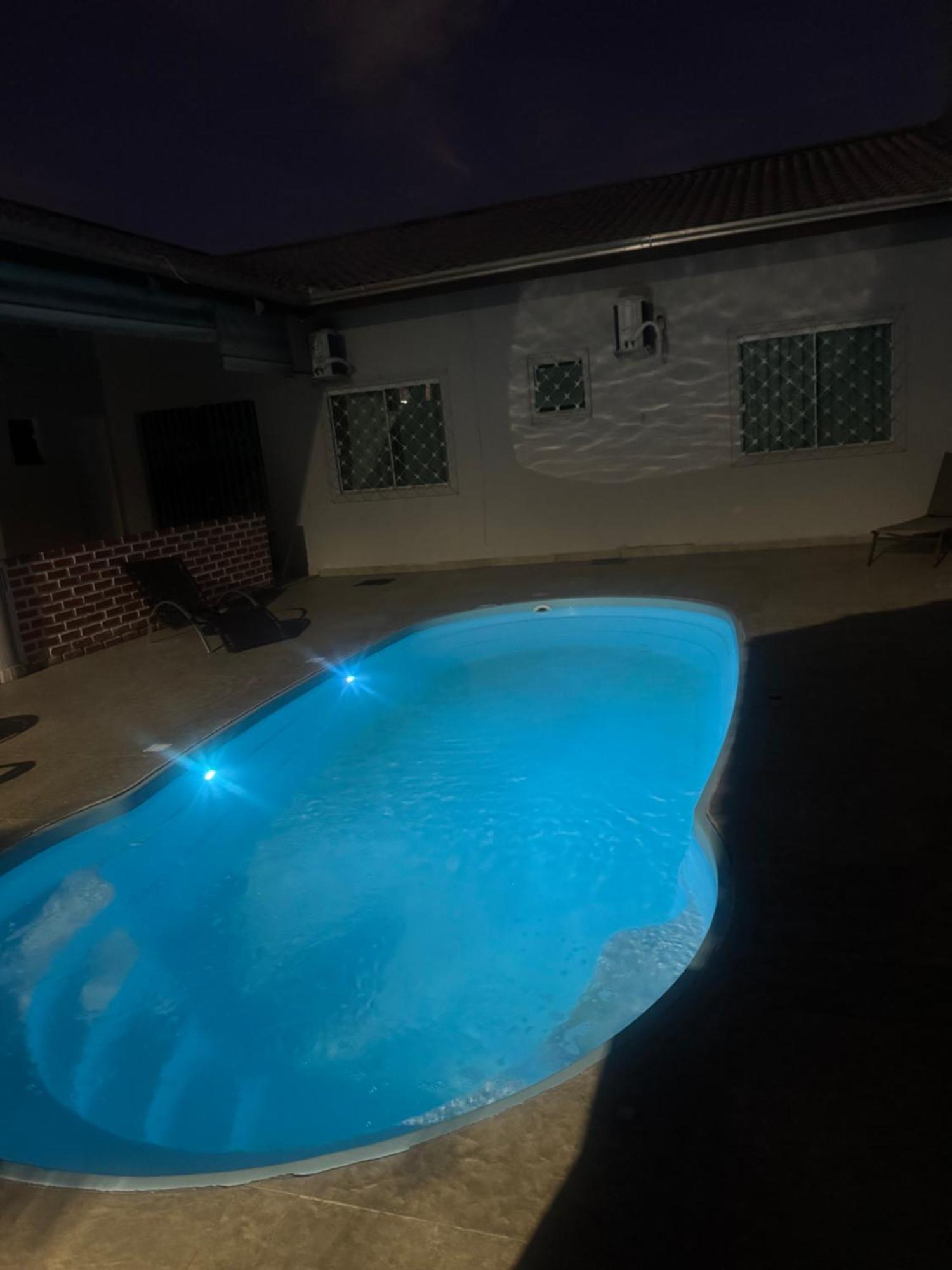 Casa No Centro De Balneario Camboriu Villa Eksteriør bilde